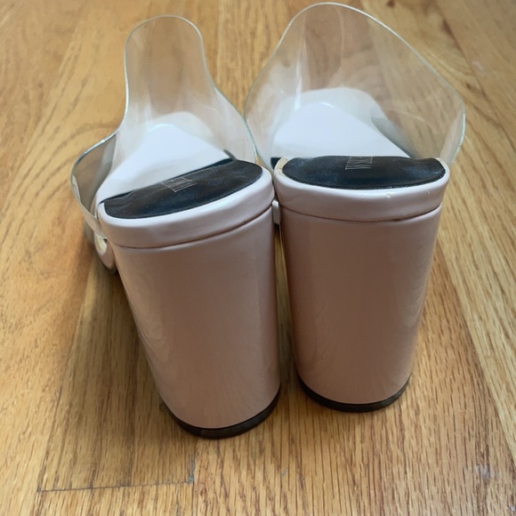 Heels - Picture 2 of 3